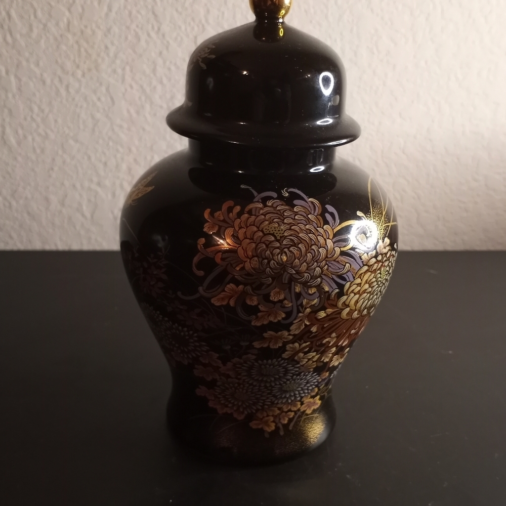 SHIBATA Japan Porcelain Ginger Jar Black & Gold Chrysanthemum Flower Bird Vase